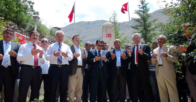 “Sivas’ı ve Başbağlar’ı yüreğimiz kanayarak anıyoruz”