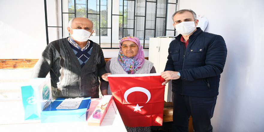 Çiftçi, şehit annelerini unutmadı