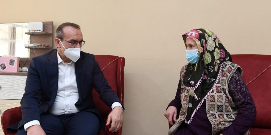 Vali Yavuz şehit ve gazi annelerini unutmadı