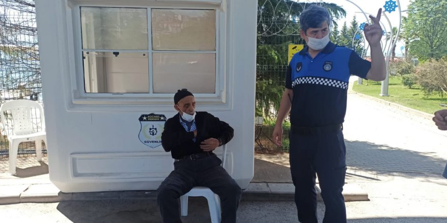 Zabıta kaybolan vatandaşı ailesine teslim etti