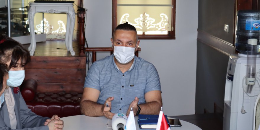 İzmit Belediyesi bu kez tiyatroculara dokunuyor