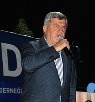 Karaosmanoğlu, “Her okul imam hatip olmalı”