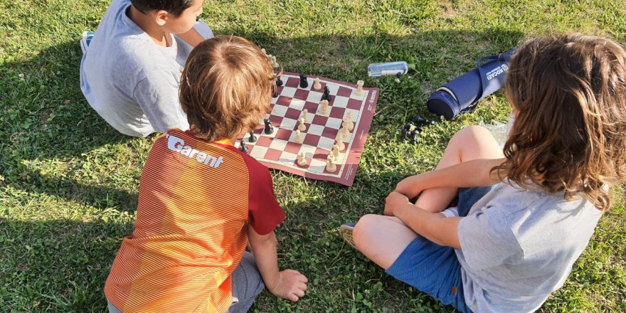 Gebze Emlak Konutları satranç şenliği