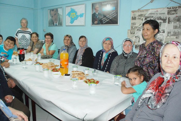 Tatarlardan Bereket Sofrası