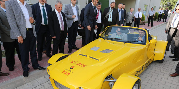 Bakan Işık'tan borla çalışan arabaya tam not