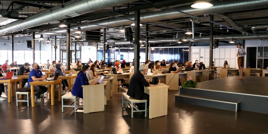 Bilim Merkezi’nde ‘’STEM Öğretmen Eğitimi’’