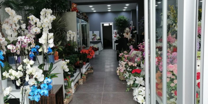 Kanseri yendi çiçekçiliğe başlıyor