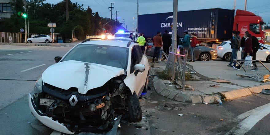 Otomobil ile tır çarpıştı: 1 yaralı