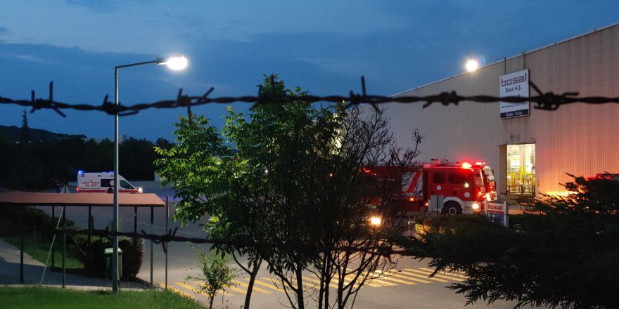 Metal işleme fabrikasında çıkan yangın söndürüldü