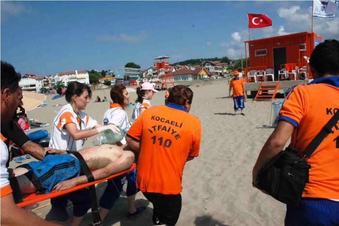 Cankurtaranlar 38 kişiyi kurtardı