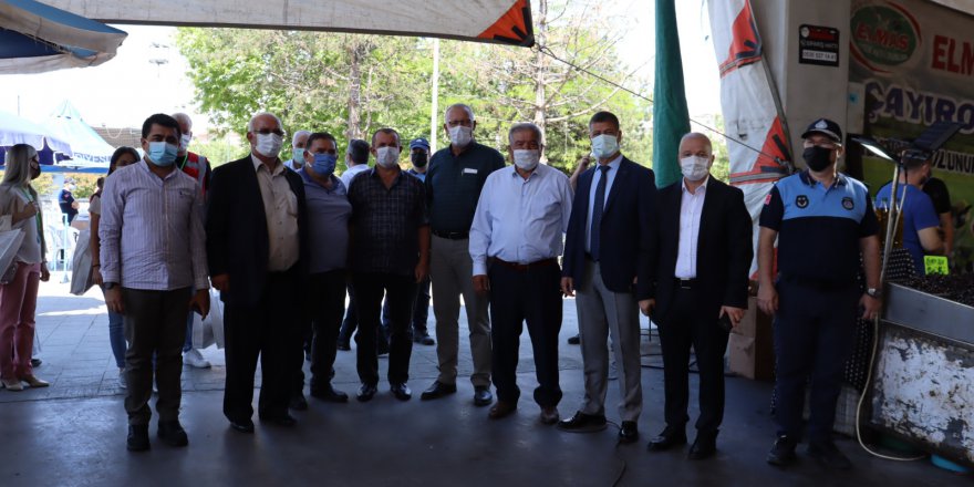 İzmit Belediyesi üst kadrodan Pazarcılar Odası’na ziyaret