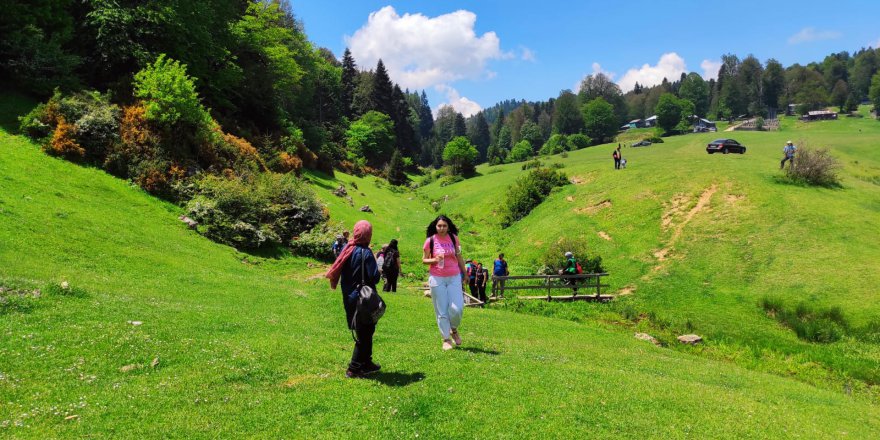 Nicomedia Trekking’den Kapıorman Dağları yürüyüşü