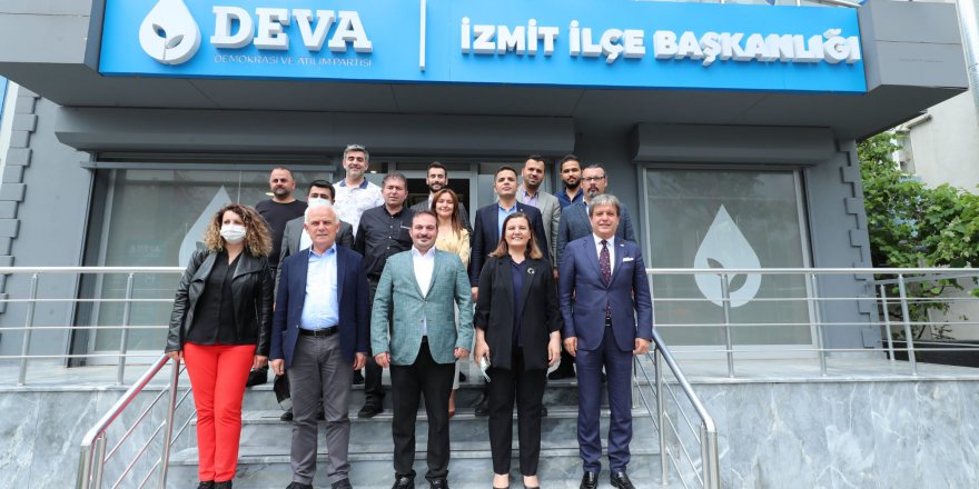 Hürriyet’ten Deva Partisi’ne iade-i ziyaret
