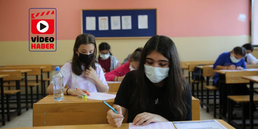 Edebi Hayat Okumaları Projesi’nde sorular yanıtlandı