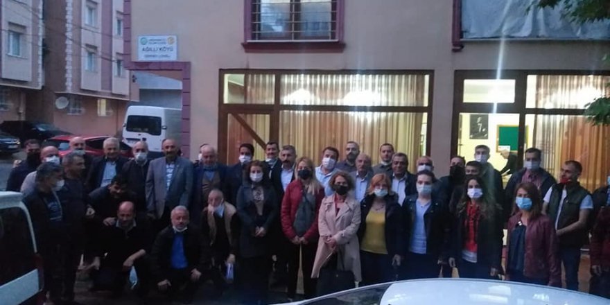 “İlke edindik, görev bildik”