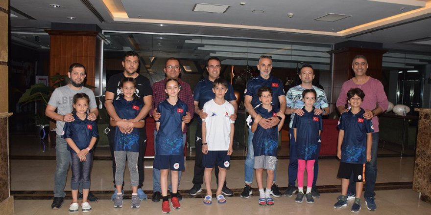 Short Track Milli Takım sporcularına "Babalar Günü" sürprizi