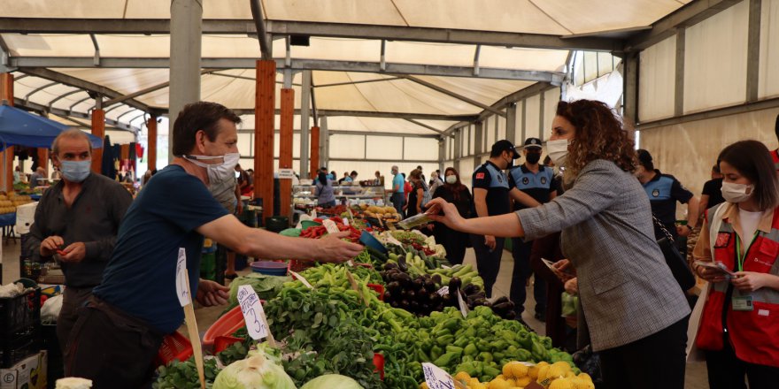 Kuruçeşmeli pazarcı esnafını dinlediler