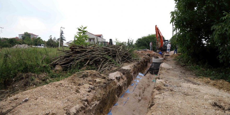 İzmit Akmeşe’nin altyapısı ilmek ilmek işleniyor