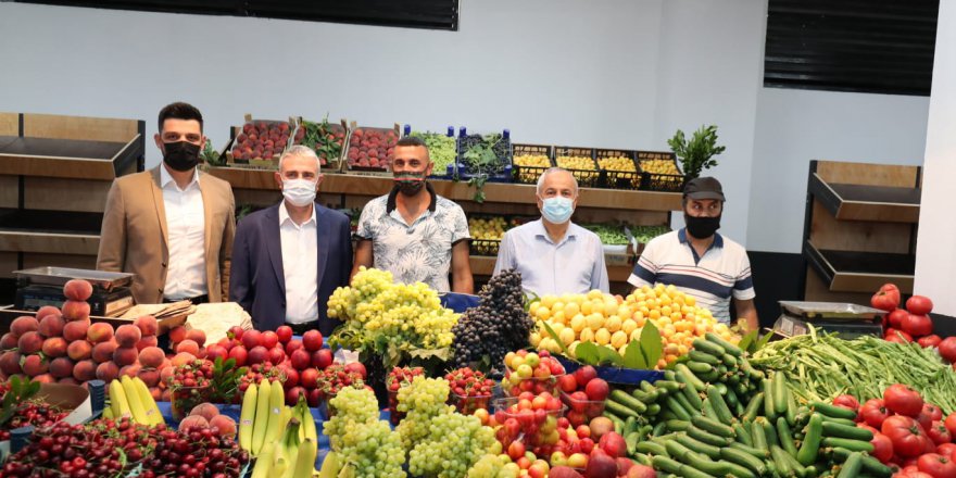 Güzide Pazar’da alışveriş başladı