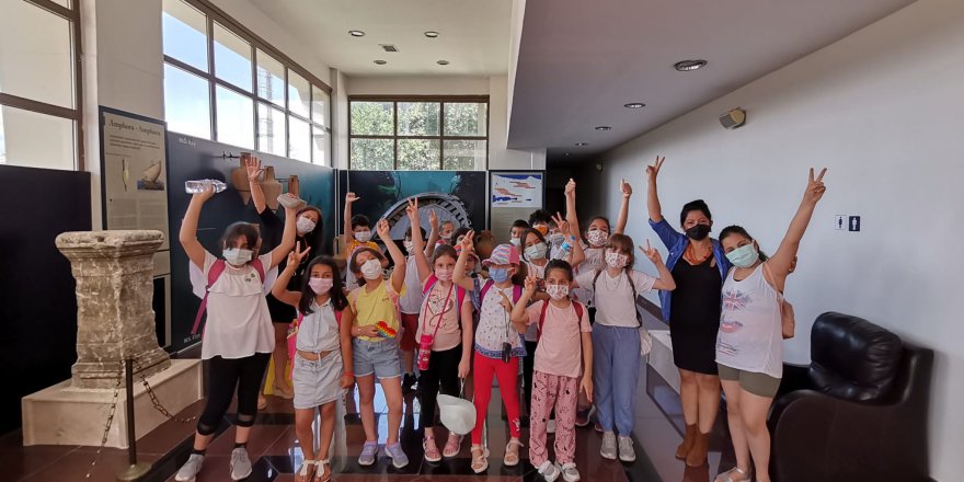 Hem eğleniyorlar hem de öğreniyorlar