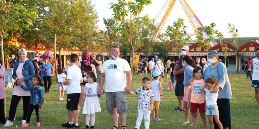 Yaz Neşesi’nde 100 yıllık çıkrık ilgi odağı oldu