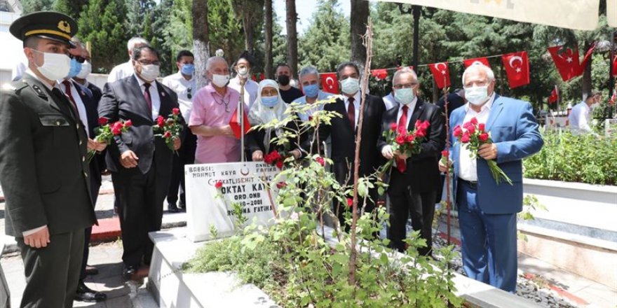 15 Temmuz şehitleri dualarla anıldı