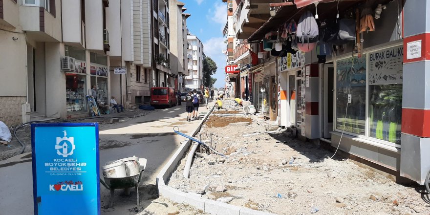 İnönü ve Atatürk Caddeleri yenileniyor