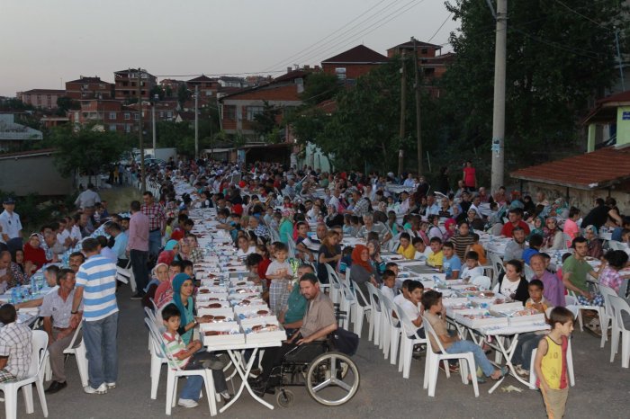İftarın Adresi Ulus Mahallesi Oldu