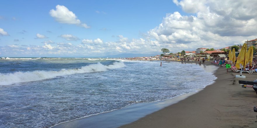 Kocaeli'de denize girişlere izin verilmiyor