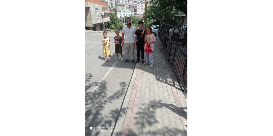 Olcay Palancı çocukları sevindirdi