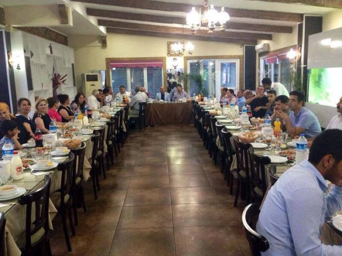 CHP’liler iftar yemeğinde buluştu