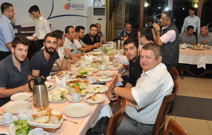 Karabacak basınla sahurda bir araya geldi