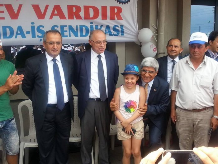 CHP’lilerden Kent Gıda işçilerine destek