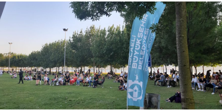 Büyükşehir yerel müzisyenlere  desteğe devam ediyor