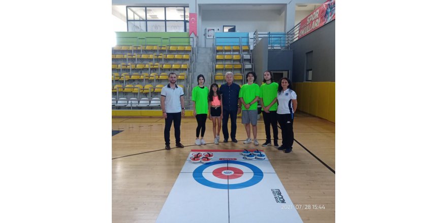 Curlingde il birincileri belli oldu