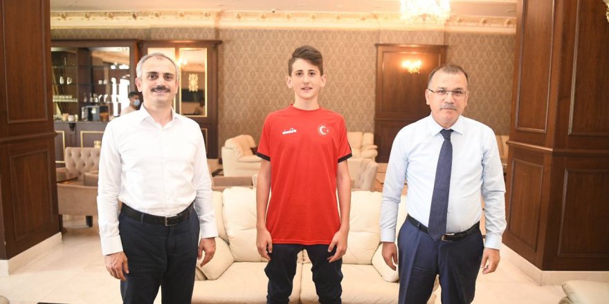 Milli karateciye moral ziyareti