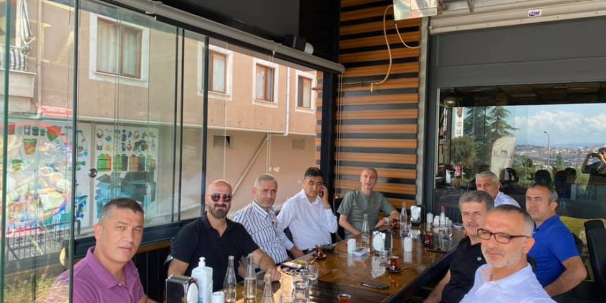 Civelek eski ve yeni başkanlarla buluştu