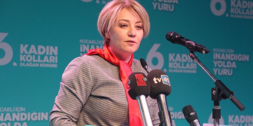 Yasemin Özdemir'in ayağı kırıldı