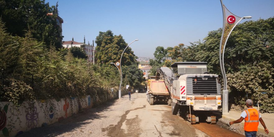 Bağdat Caddesi'nde üstyapı çalışmalarına başlandı