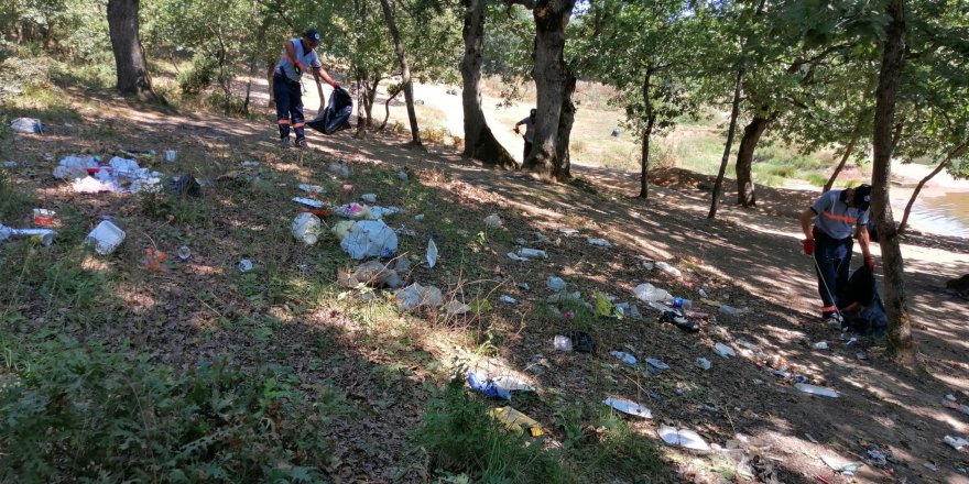 Mesire alanlarında temizlik çalışmaları