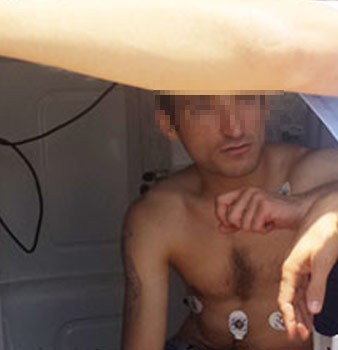 Bonzai içip denize atladı