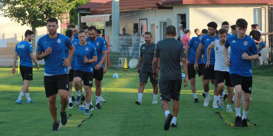 Kullarspor sıkı çalışıyor