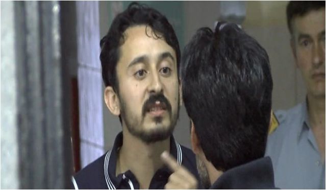 Şüpheli polisten polise tepki: Çek elini