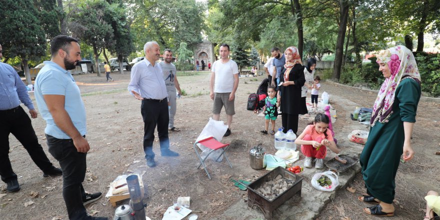 Başkan Büyükgöz’den Pazar mesaisi