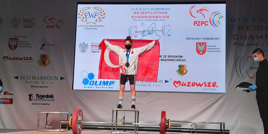 Kağıtsporlu Ceren Avrupa şampiyonu