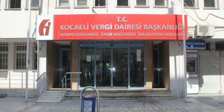 Kocaeli Vergi Dairesi binası tamamen boşaltıldı