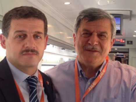 Hızlı trenin ilk seferine şahitlik ettiler