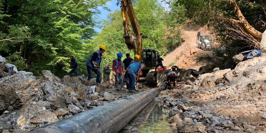 İSU ekipleri yaraları sarıyor