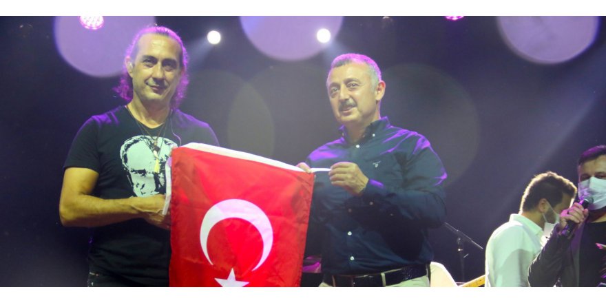 Gebze 30 Ağustos coşkusunu Kıraç ile yaşadı