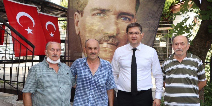 CHP şehitlerimiz için helva kavurdu